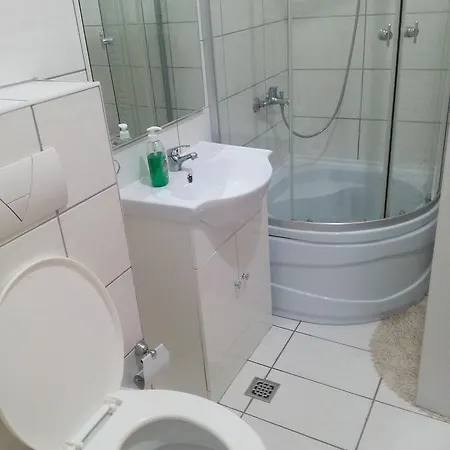 Lägenhet Apartman Robot Tuzla