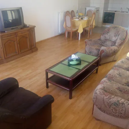 Apartman Robot *